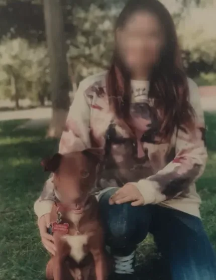 Ella, 35