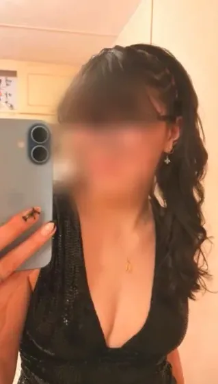 Ivana, 19