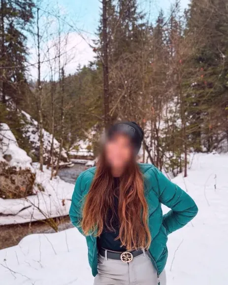 Lejla, 27