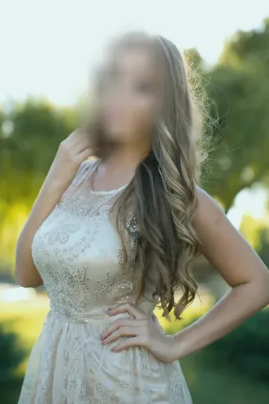 Louise, 29