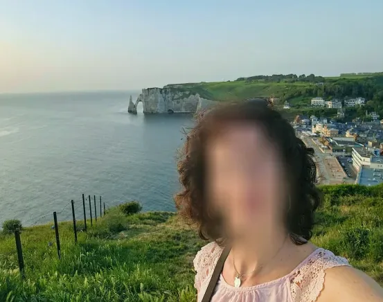 Molly, 40